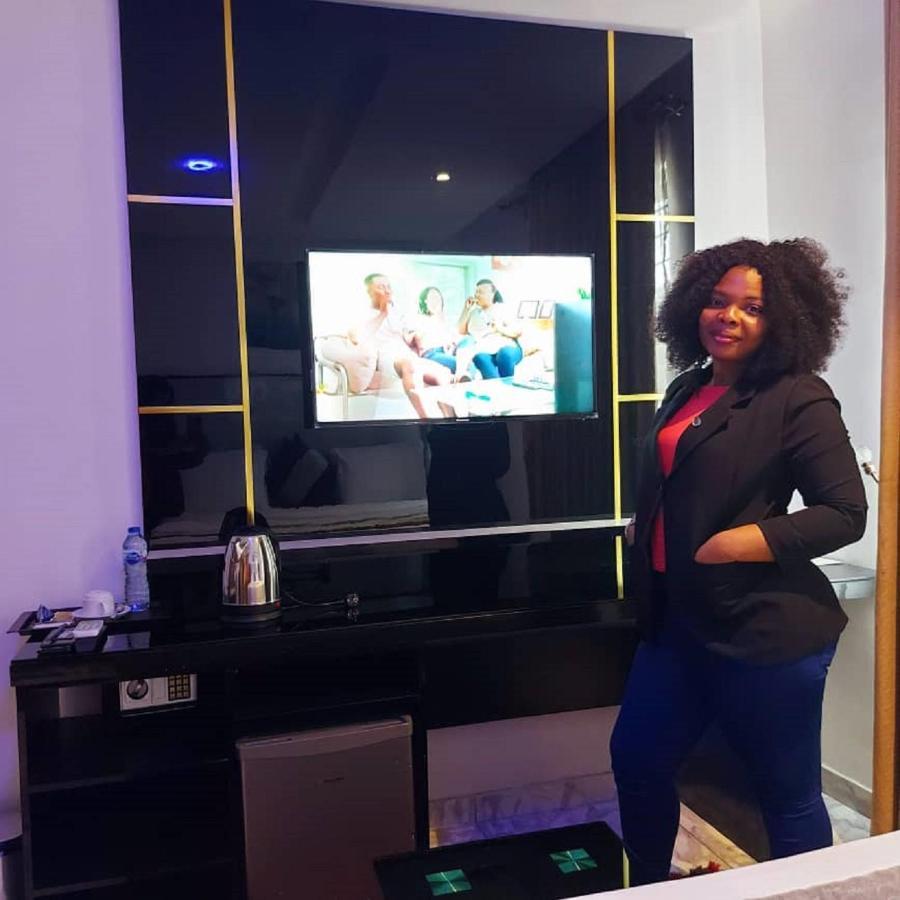 Ziroc Residence Lekki Phase 1 エクステリア 写真